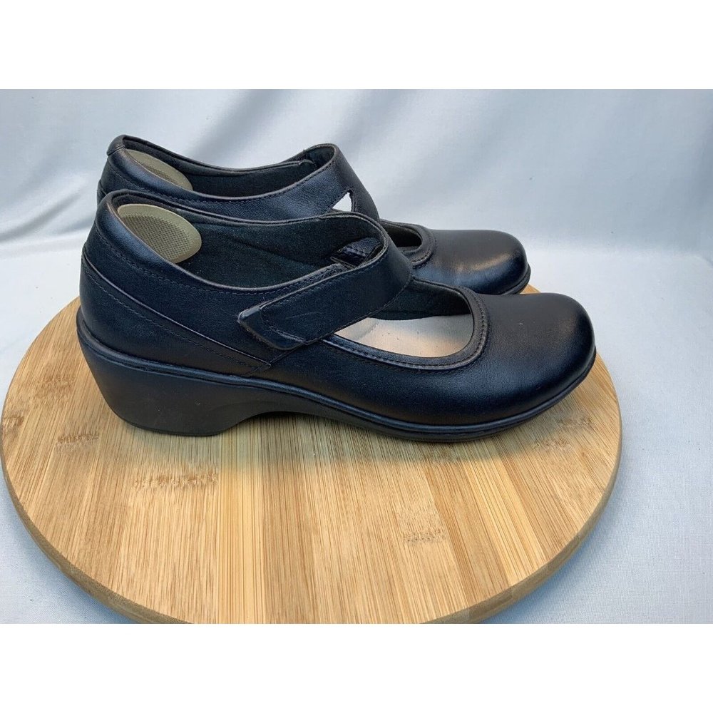 Clarks ultimate Comfort Women’s Black Mary Jane Leather Size 8.5